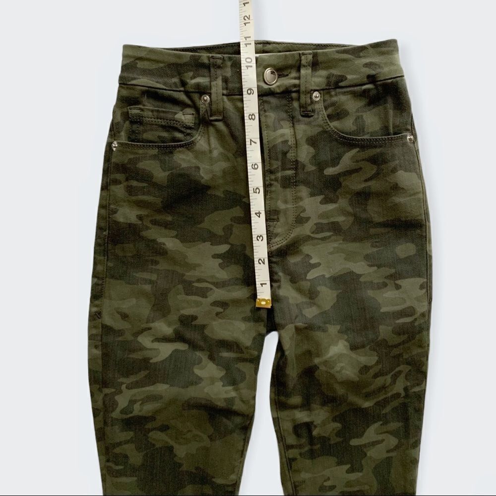 GOOD AMERICAN Good Waist Skinny Jeans! - Picture 4 of 8